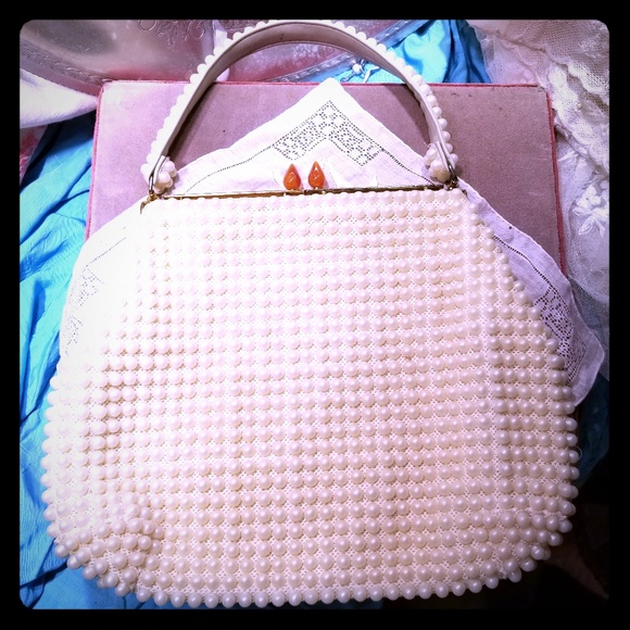Vintage Handbags - Vintage Grandee lucite beaded clutch polka dots